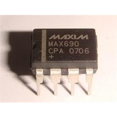 C.I MAX690CPA    (DIP-8) MAXIM